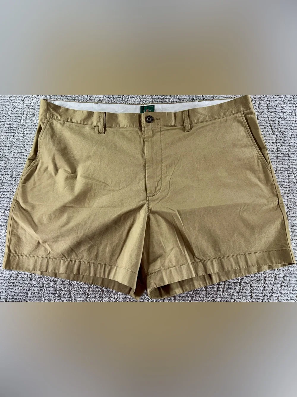 NWT J. Crew Men’s Size 42 Tan 5” Portsider Chino Shorts